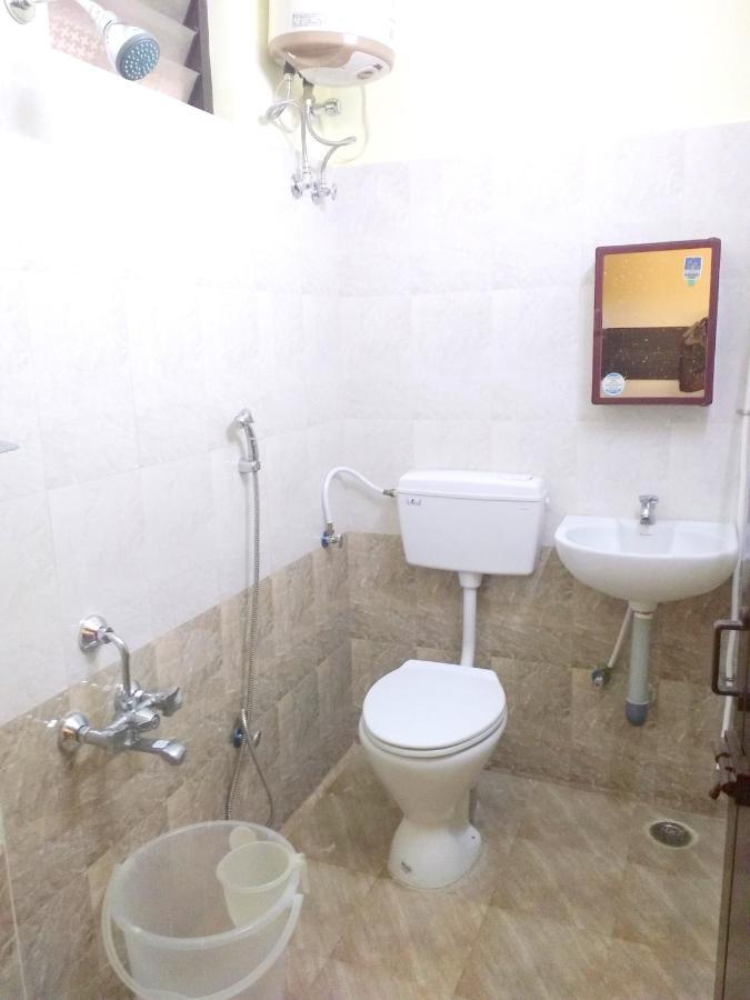 Hotel Amrita Mogappair Chennai Bagian luar foto
